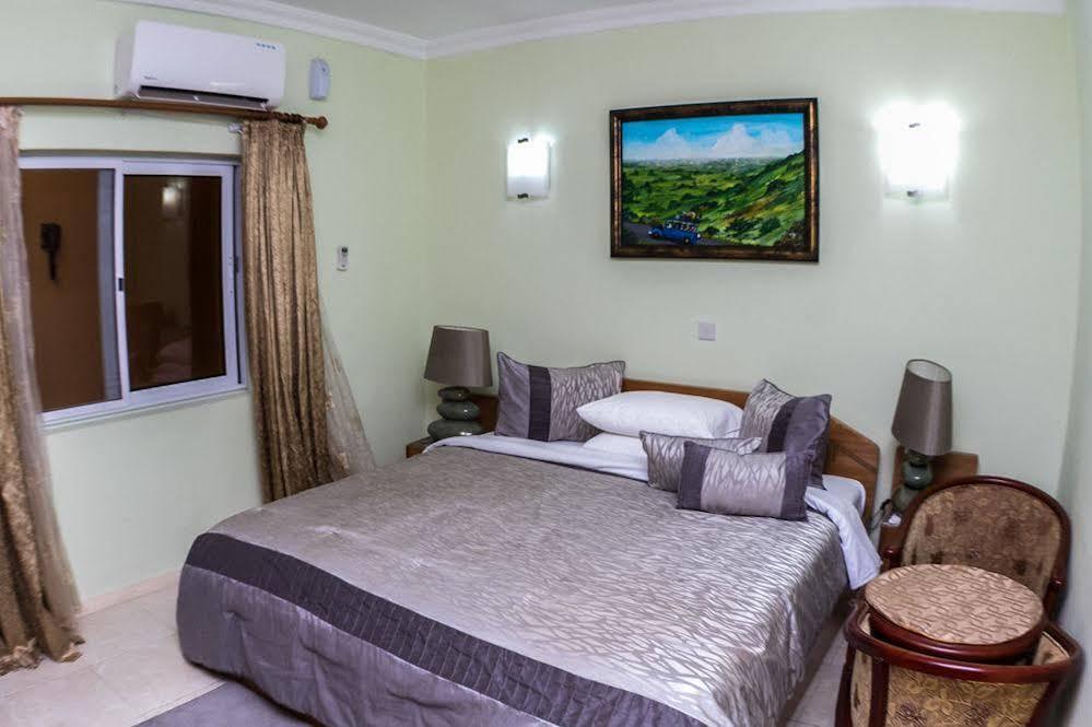 Alma House Hotel Άκρα Εξωτερικό φωτογραφία