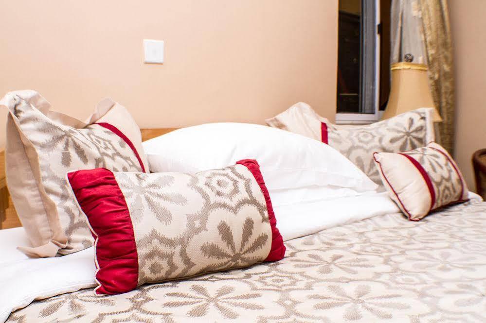 Alma House Hotel Άκρα Εξωτερικό φωτογραφία