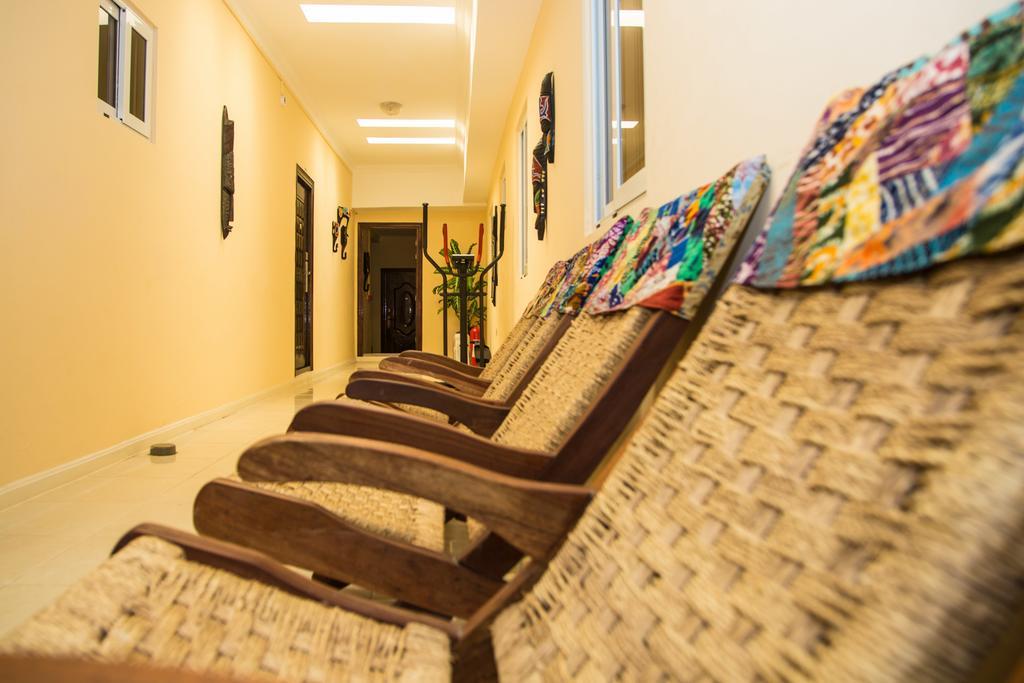 Alma House Hotel Άκρα Εξωτερικό φωτογραφία