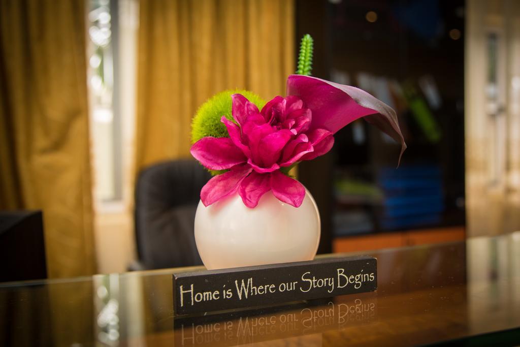 Alma House Hotel Άκρα Εξωτερικό φωτογραφία