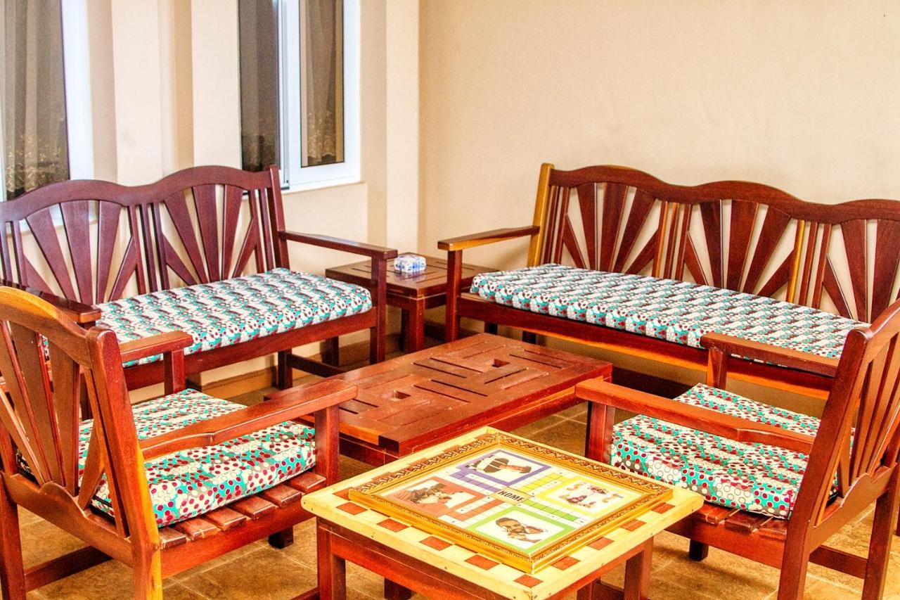 Alma House Hotel Άκρα Εξωτερικό φωτογραφία